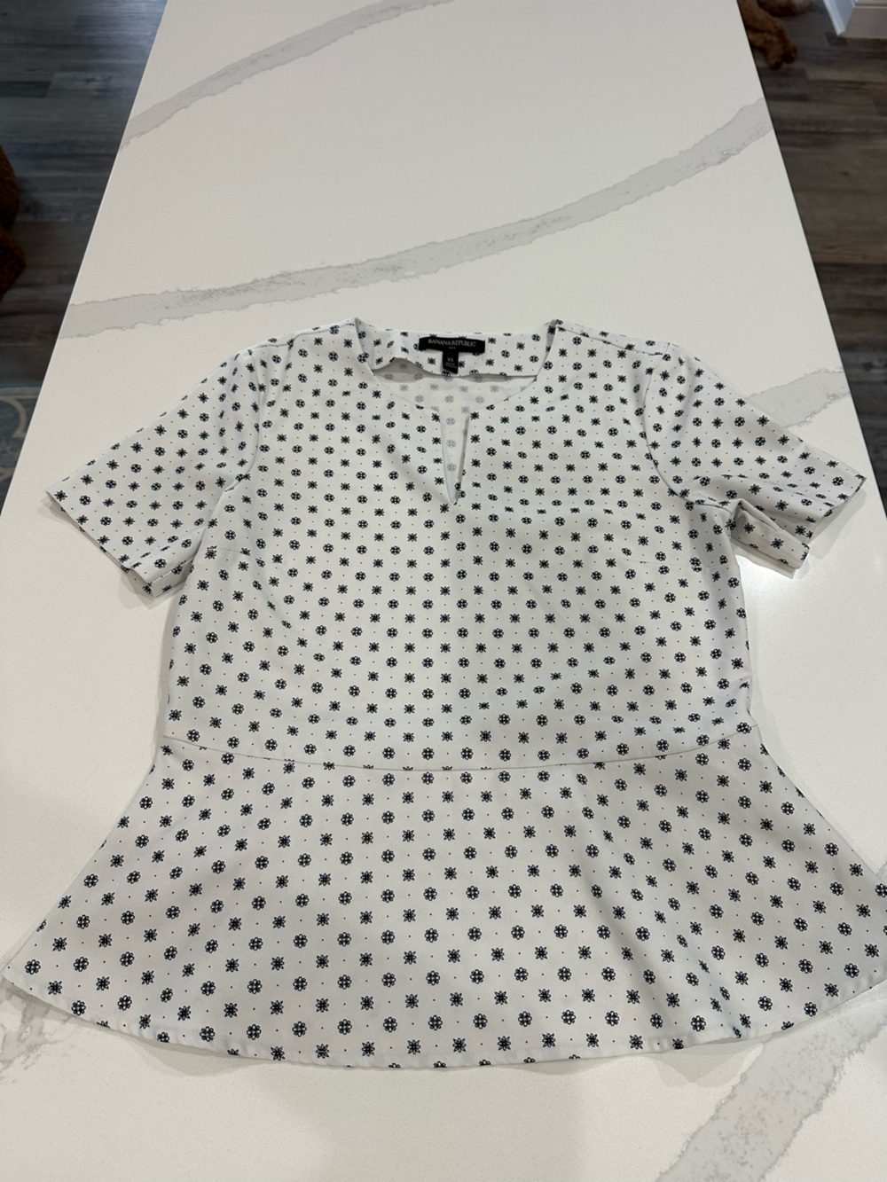 Banana Republic White Short-Sleeve Peplum Top with Black Star Print